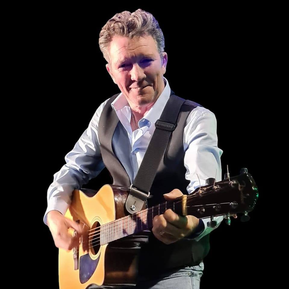 Rob van Reeuwijk te boeken bij www.kwekel-evenementen.nl