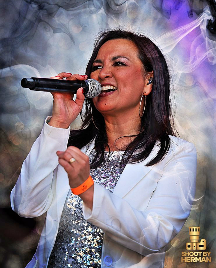 Doa Pessy, https://www.donaendegados.nl